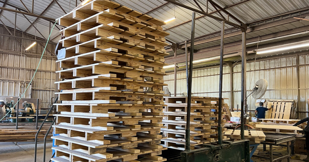 4-way pallet